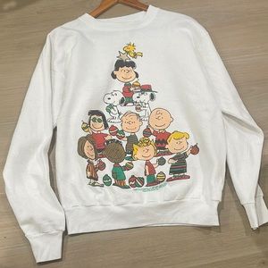 Rare vintage Christmas peanuts crew neck size large
